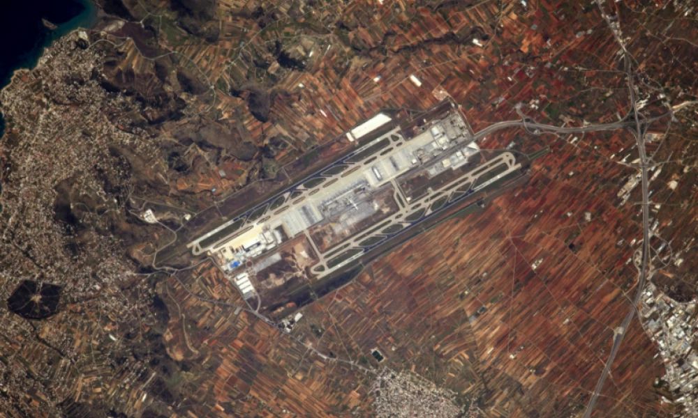 Γάλλος αστροναύτης γιορτάζει την Επανάσταση με δορυφορικές φωτογραφίες